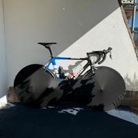 Bici da corsa in carbonio