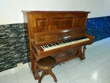 musica pianoforte   a muro  con sgabello 