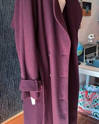 Cappotto oversize in lana con mantella