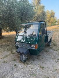 Ape Piaggio TM 703.