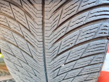 pneumatici invernali 4 stagioni michelin 235/50 19