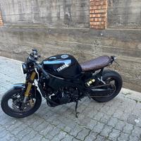 Yamaha FZR 600 Moto storica iscritta Asi