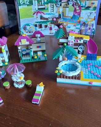 LEGO Friends 41008 - La Piscina di Heartlake City