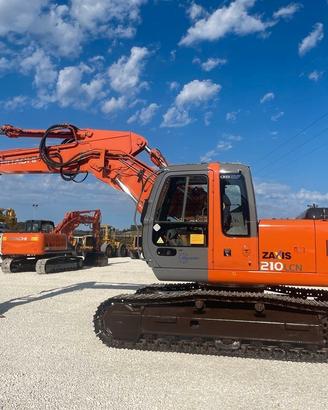 ESCAVATORE CINGOLATO HITACHI ZX 210 N
