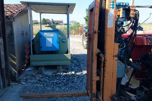 Elevatore idraulico per trattore (muletto)