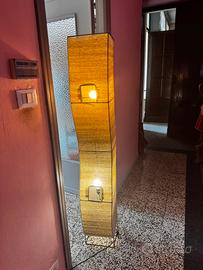 Lampada da terra moderna ondulata