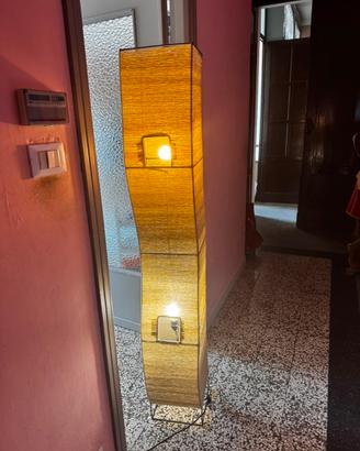 Lampada da terra moderna ondulata