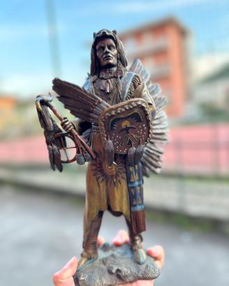 Statua di indiano nativo