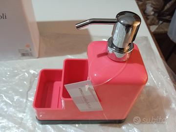 Dispenser per sapone rosa Emanuela Biffoli Firenze