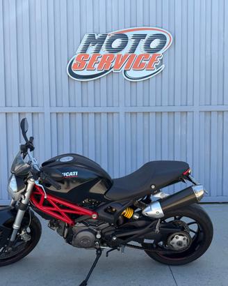 Ducati Monster 796