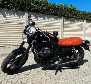MOTO GUZZI V7 III STONE