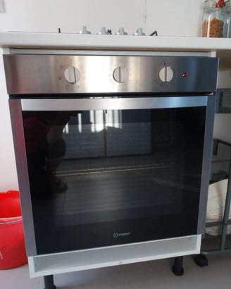 Forno elettrico da incasso - Indesit