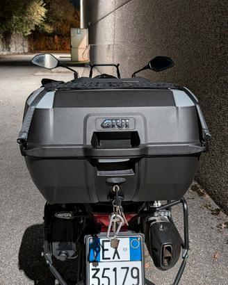 bauletto Givi 54L MONOLOCK 