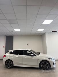 Bmw 116 116d 5p. Msport