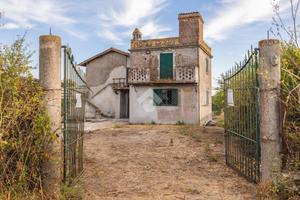 CASA INDIPENDENTE A ROMA