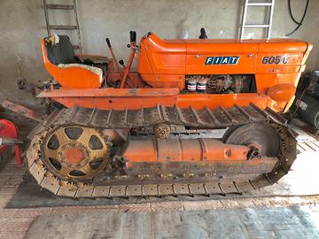 TRATTORE AGRICOLO FIAT 605 CSM - cingolato