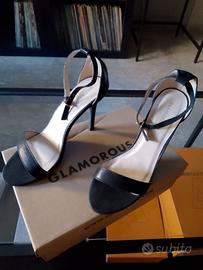 Sandalo nero da donna i