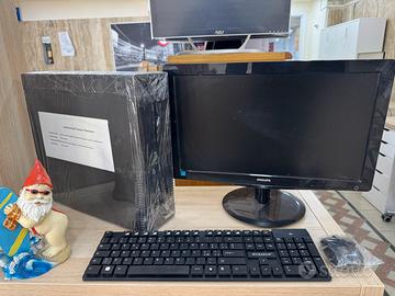 PC FISSO LENOVO Intel i5 - Monitor - Windows 11