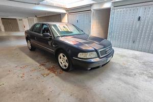audi a8 d2 2.5 V6 180cv 