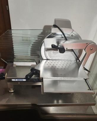 Affettatrice professionale 