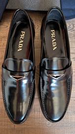 Mocassini Prada in Pelle Nera