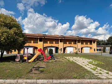 Borghesiana: appartamento in residence