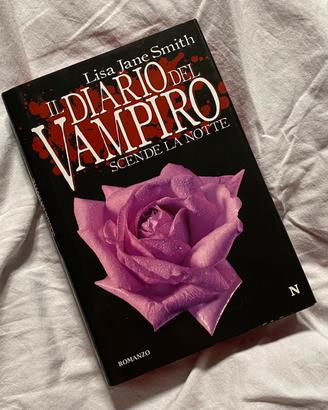libro “Il diario del vampiro. Scende la notte”