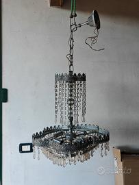 Grande lampadario a cristalli 