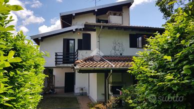 CASA INDIPENDENTE A POMBIA