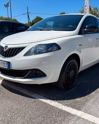Lancia Ypsilon GOLD 1.0 Hybrid 5 porte - 2022