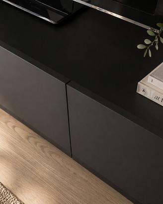 Mobile living su misura nero opaco design minimal