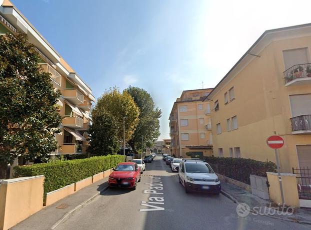 Trilocale con balcone adatto a famiglie e animali