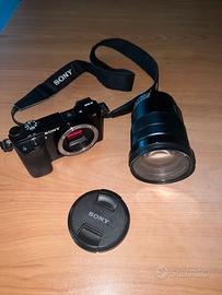 Sony Alpha 6000 + obiettivo zoom 18-105mm f/4 G OS