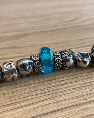 Bracciale Pandora Moments argento 925 + 8 charm