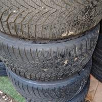 gomme inverno nexen 235 45 17