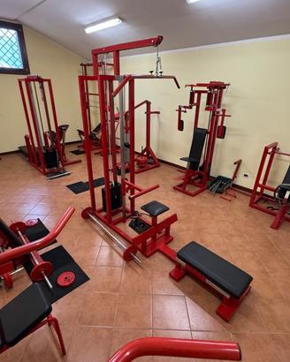 Lat machine palestra dorsali