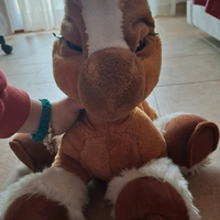 Pony peluche interattivo
