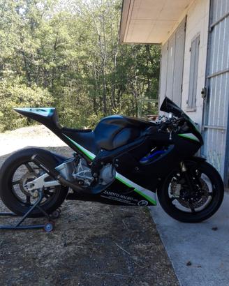 Honda 600 SOLO PISTA