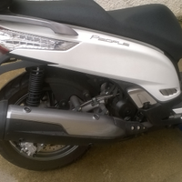 Scooter Kymko people 300 gti