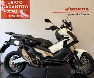 Honda X-ADV 750 .