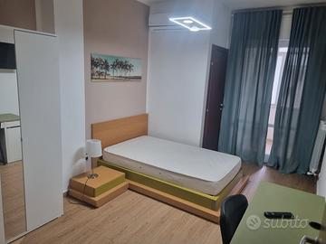 Camera singola arredata