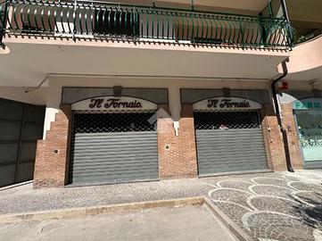 NEGOZIO A MELITO DI NAPOLI