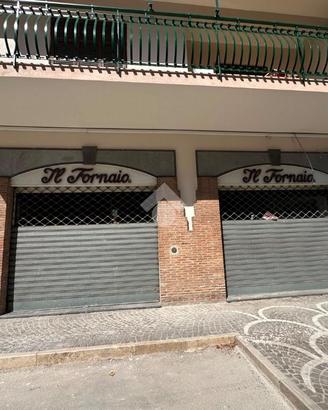 NEGOZIO A MELITO DI NAPOLI