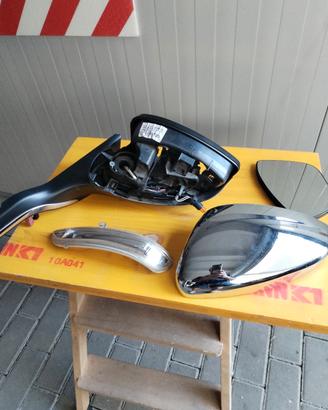specchio retrov. dx e faro post.dx dx Peugeot 208