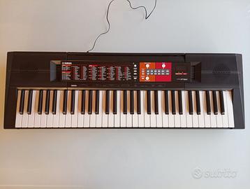 Yamaha PSR-F51 Tastiera Digitale 61 Tasti - Nera