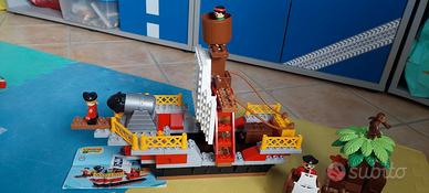 UNIC00 TUTTA la prima serie Lego pirati anni 1989 - Tutto per i bambini In  vendita a Vicenza