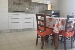 Appartamento inpaese 15 minuti dal mare agosto