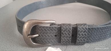 Cinta pelle stampata