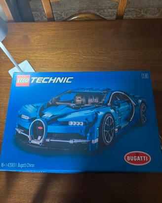 Bugatti chiron 42083 LEGO