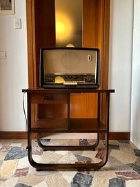Radio d’epoca Philips l’Alfiere con tavolino